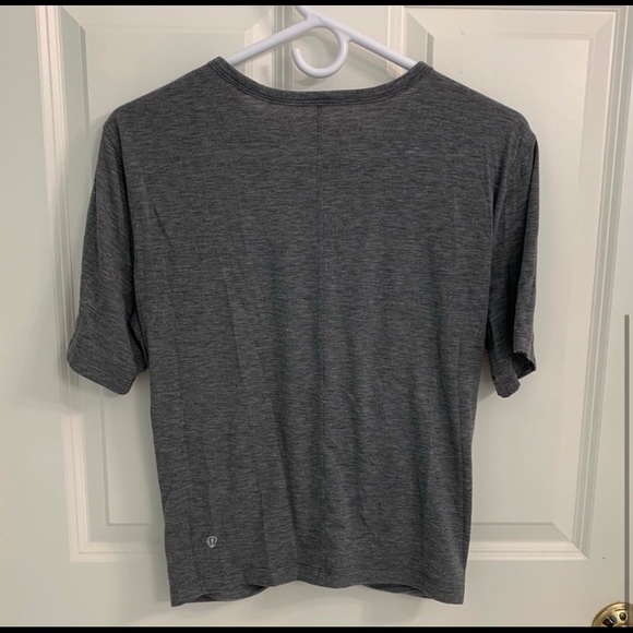 Lululemon Gray Knot T-Shirt - Picture 3 of 4